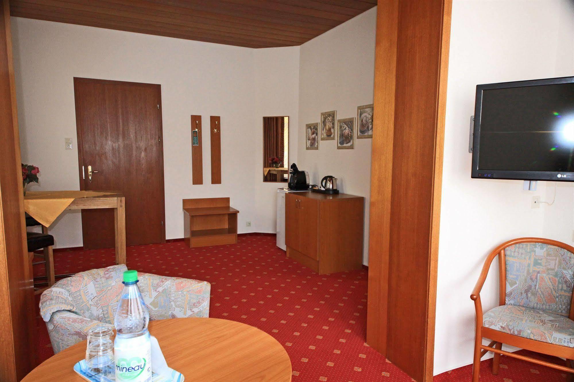 Hotel Weisse Duene Borkum Buitenkant foto