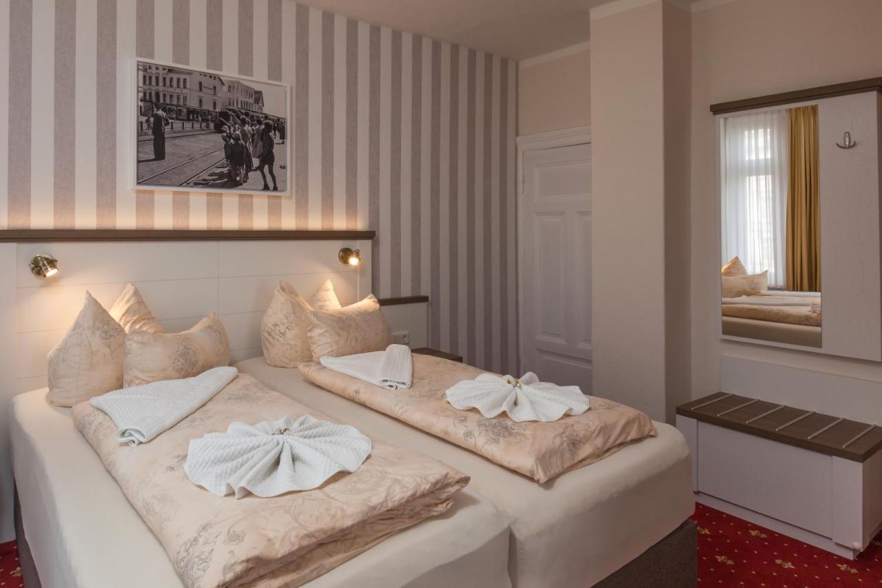 Hotel Weisse Duene Borkum Buitenkant foto